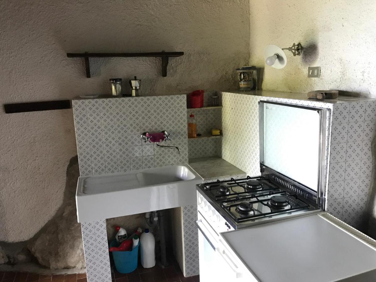 Difenza Cappella Villa San Giuliano del Sannio Exteriör bild